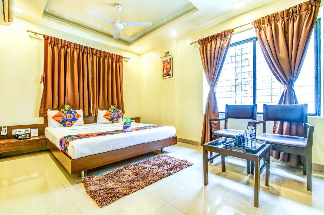 Fabhotel Ranjanas - Nr Phoenix Mall Of The Millennium Wakad 外观 照片